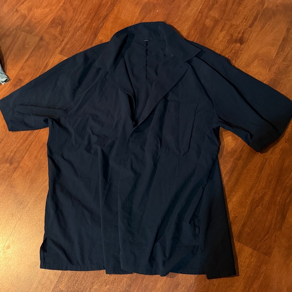 Navy Blue Size Large Collared Button Down Shirt - image 1